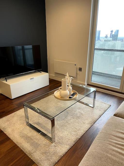 Lovely 2-Bedroom Condo With Balcony Манчестер Екстер'єр фото
